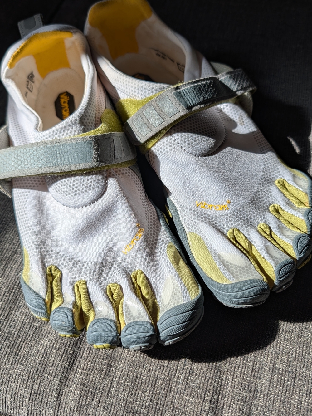 Vibram FiveFingers White and Yellow Minimalist Toe Shoes